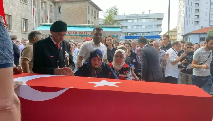 Şehit Piyade Uzman Çavuş Onur Çapan, Isparta’da Son Yolculuğuna Uğurlandı